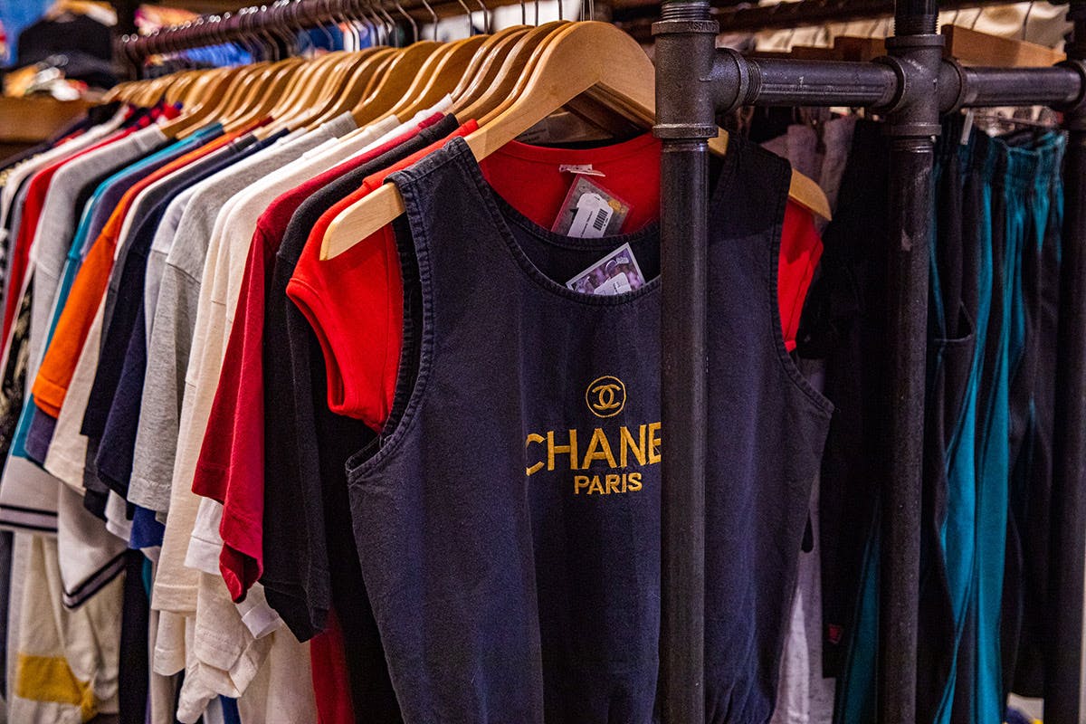 Thrifting For Clothes Like a Pro: The 